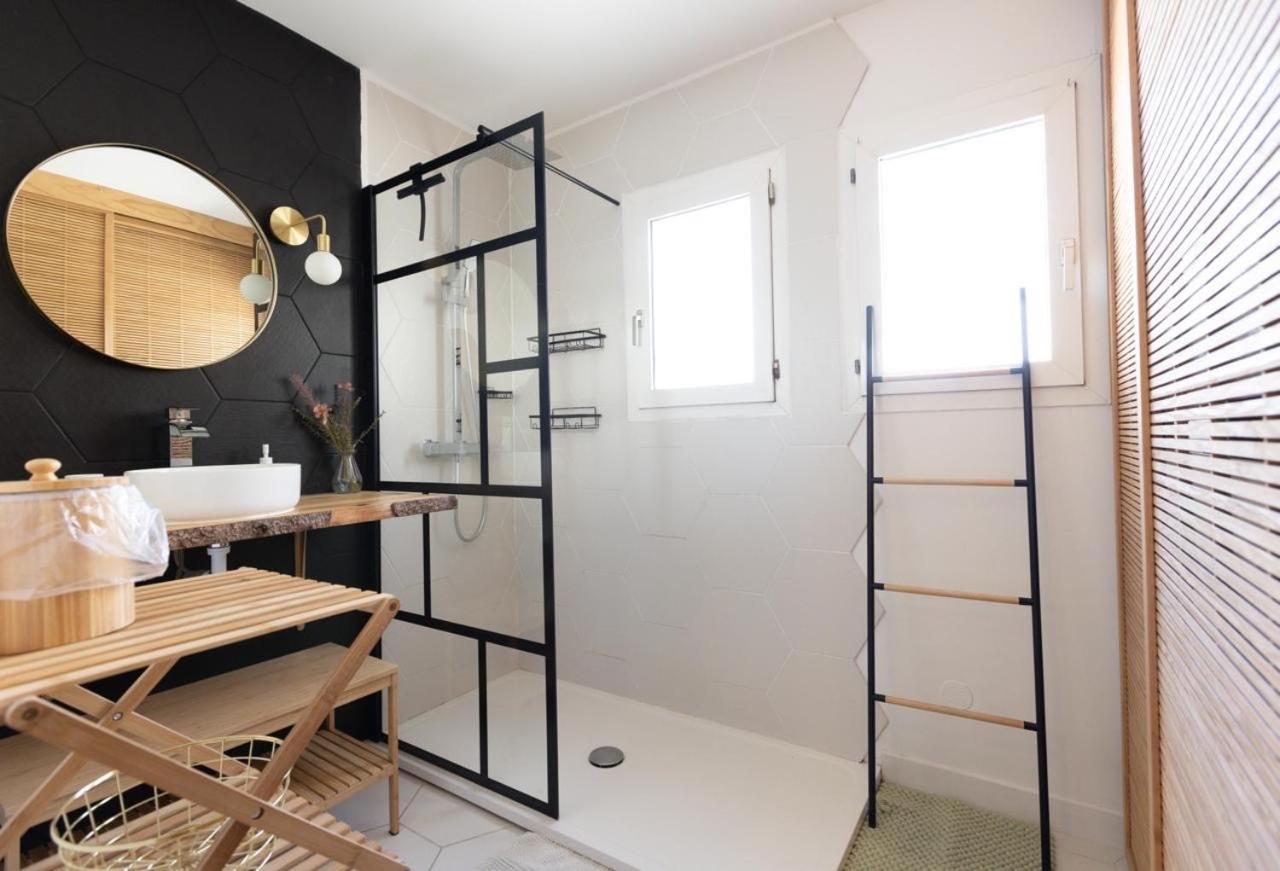 Joli Appartement 2 Pieces Proche Plage Frejus Exterior photo